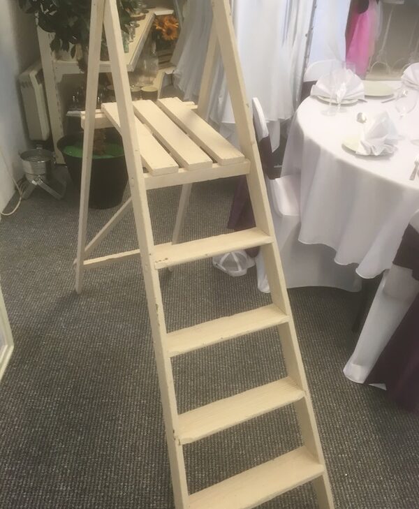 Country Cream Stepladder Hire